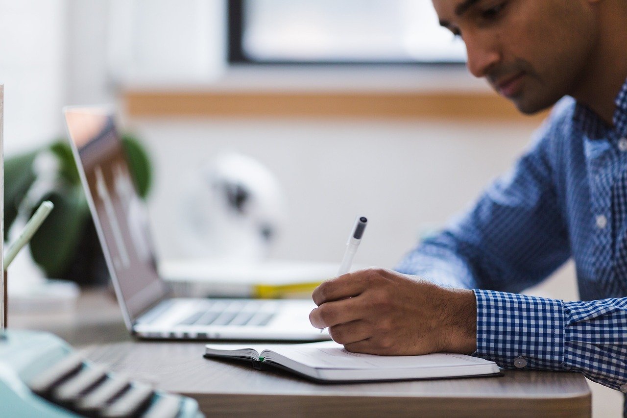 Quels sont les avantages de travailler en intérim ?